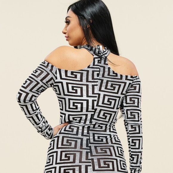 WOMEN'S GREEK STYLE BLACK SILVER DRESS - Picture 3 of 3